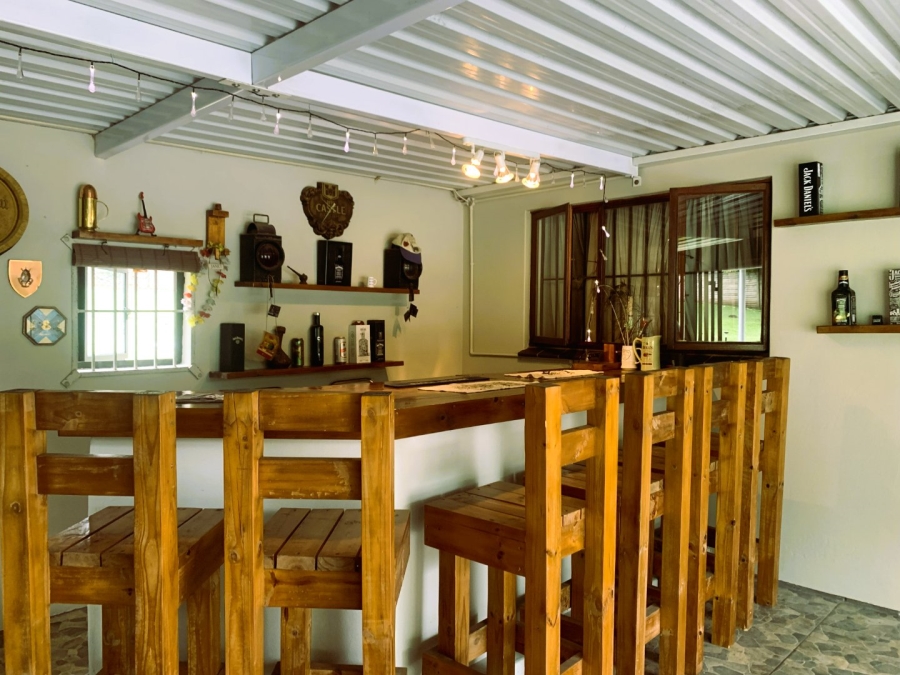 2 Bedroom Property for Sale in Waterfall KwaZulu-Natal