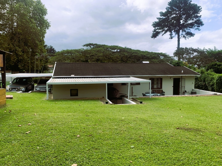 2 Bedroom Property for Sale in Waterfall KwaZulu-Natal