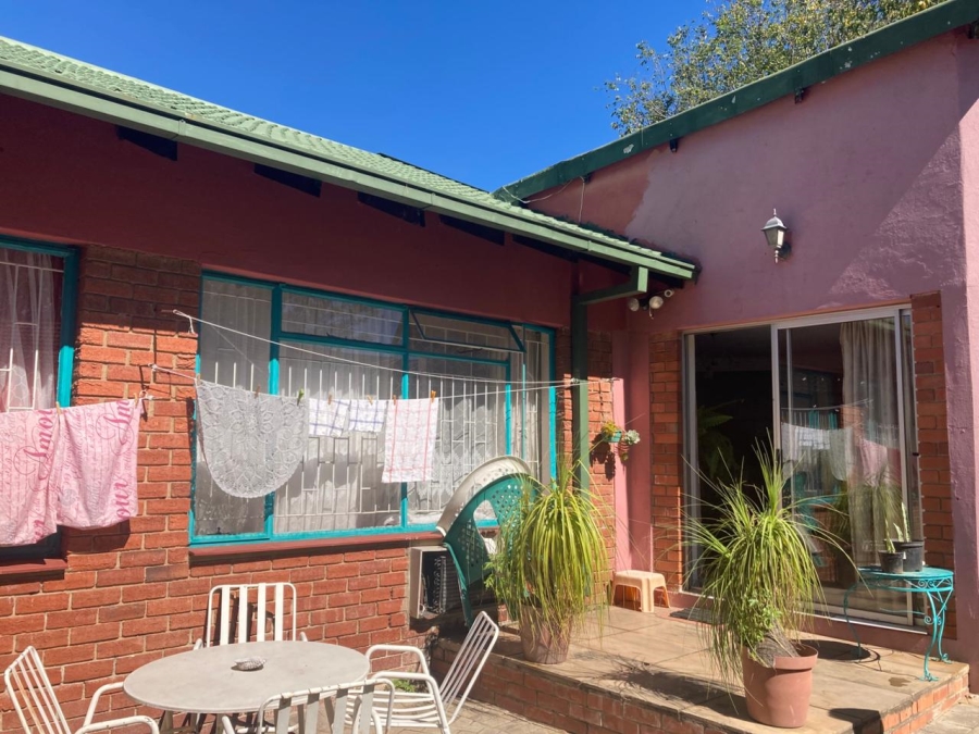 8 Bedroom Property for Sale in Pioneer Park KwaZulu-Natal