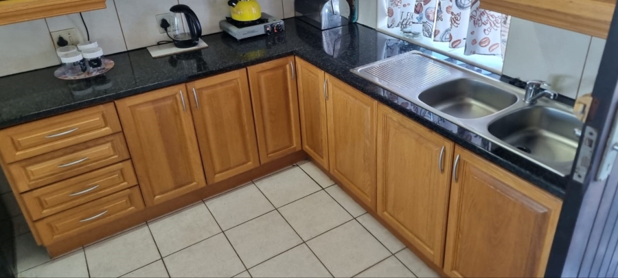 2 Bedroom Property for Sale in Beacon Rocks KwaZulu-Natal