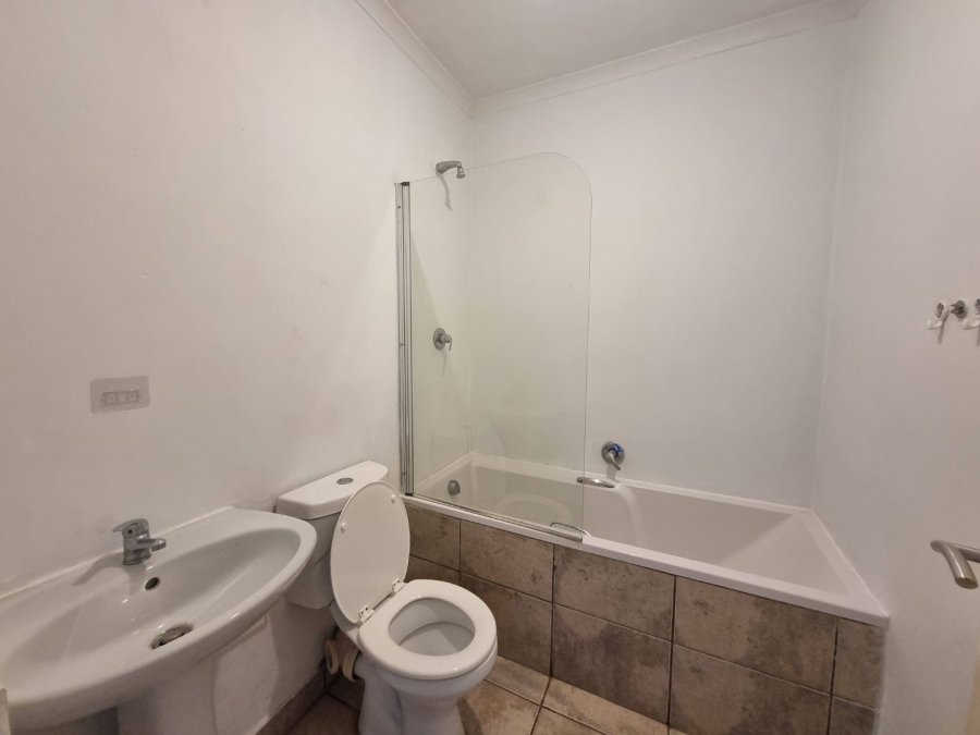 To Let 1 Bedroom Property for Rent in Chase Valley KwaZulu-Natal