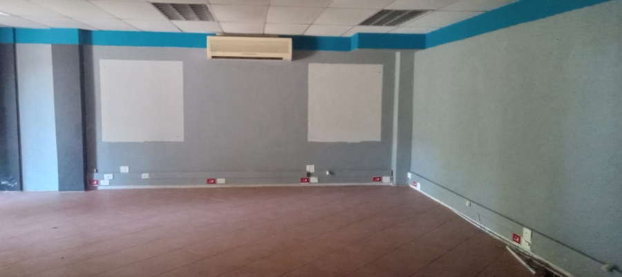 To Let Commercial Property for Rent in Margate Beach KwaZulu-Natal