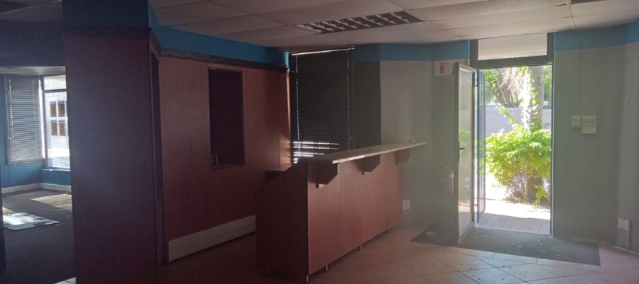 To Let Commercial Property for Rent in Margate Beach KwaZulu-Natal