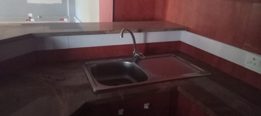 To Let Commercial Property for Rent in Margate Beach KwaZulu-Natal