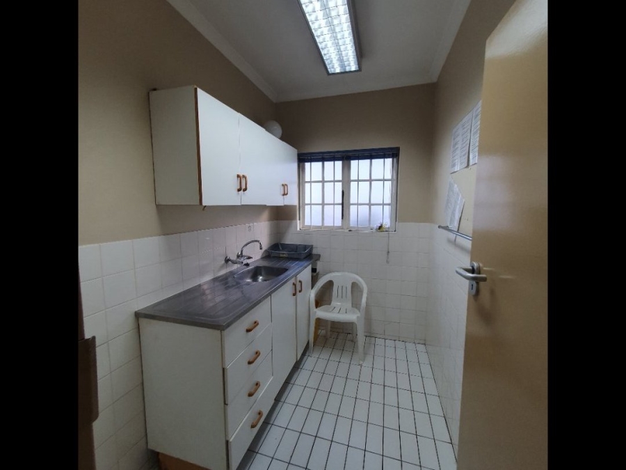 To Let Commercial Property for Rent in Bluff KwaZulu-Natal