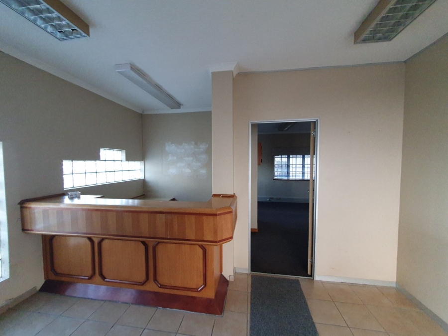 To Let Commercial Property for Rent in Bluff KwaZulu-Natal