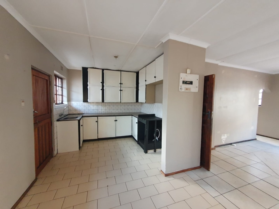 To Let Commercial Property for Rent in Bluff KwaZulu-Natal