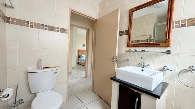 3 Bedroom Property for Sale in Uvongo KwaZulu-Natal