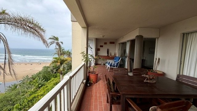 3 Bedroom Property for Sale in Uvongo KwaZulu-Natal