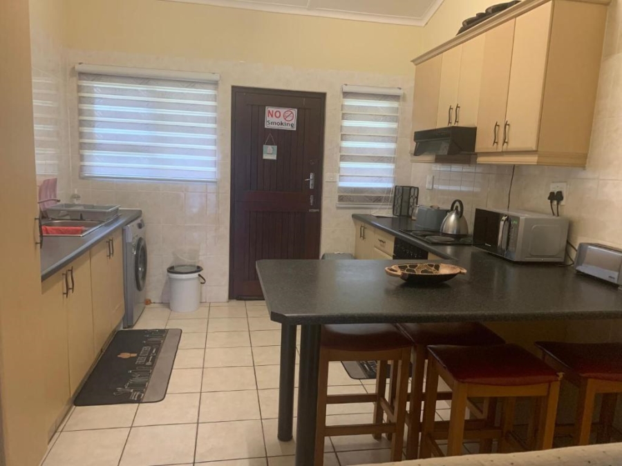 To Let 2 Bedroom Property for Rent in Shelly Beach KwaZulu-Natal