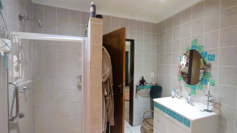 3 Bedroom Property for Sale in Marina Beach KwaZulu-Natal