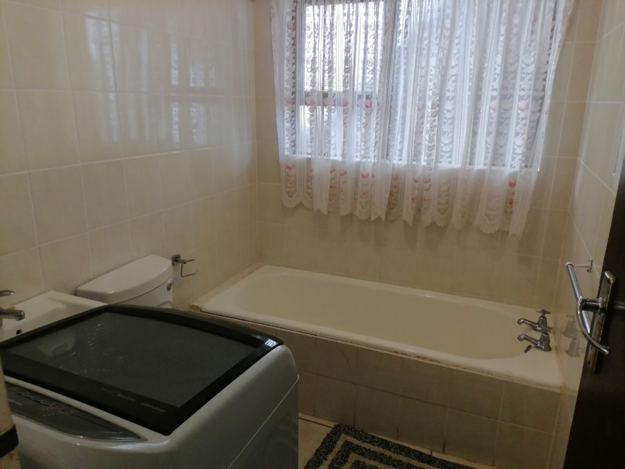 2 Bedroom Property for Sale in Margate KwaZulu-Natal