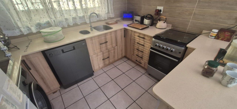 2 Bedroom Property for Sale in Umzumbe KwaZulu-Natal