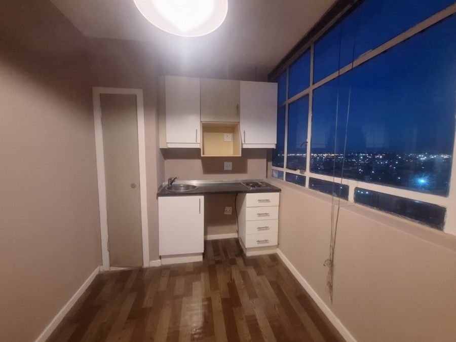 To Let 1 Bedroom Property for Rent in Bulwer KwaZulu-Natal