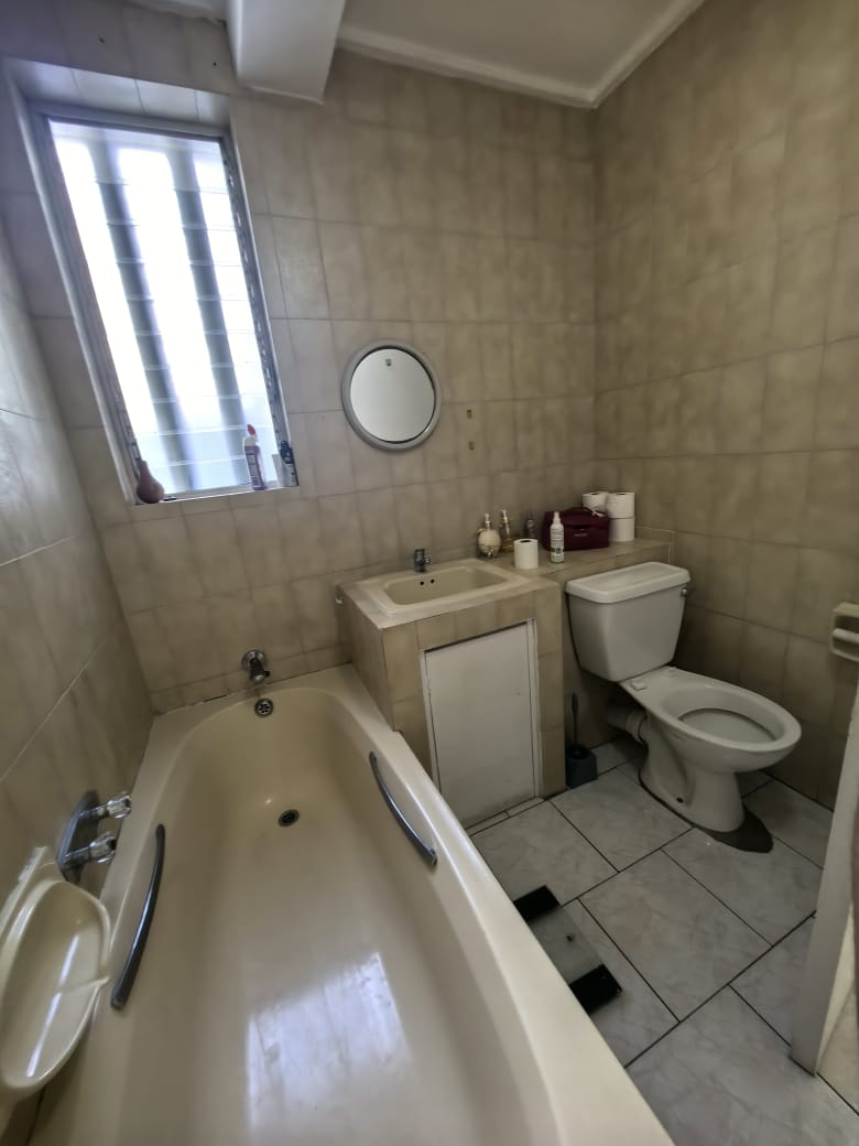 To Let 3 Bedroom Property for Rent in Amanzimtoti KwaZulu-Natal