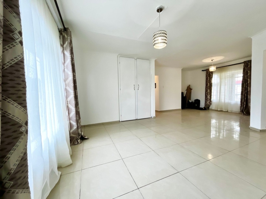 3 Bedroom Property for Sale in Pioneer Park KwaZulu-Natal