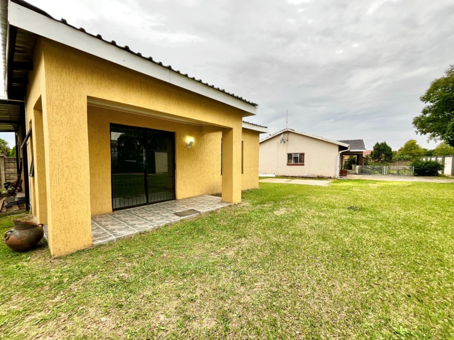 3 Bedroom Property for Sale in Pioneer Park KwaZulu-Natal