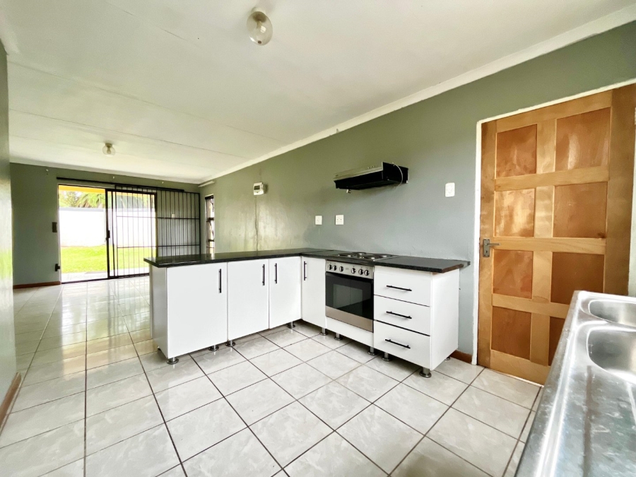 3 Bedroom Property for Sale in Pioneer Park KwaZulu-Natal