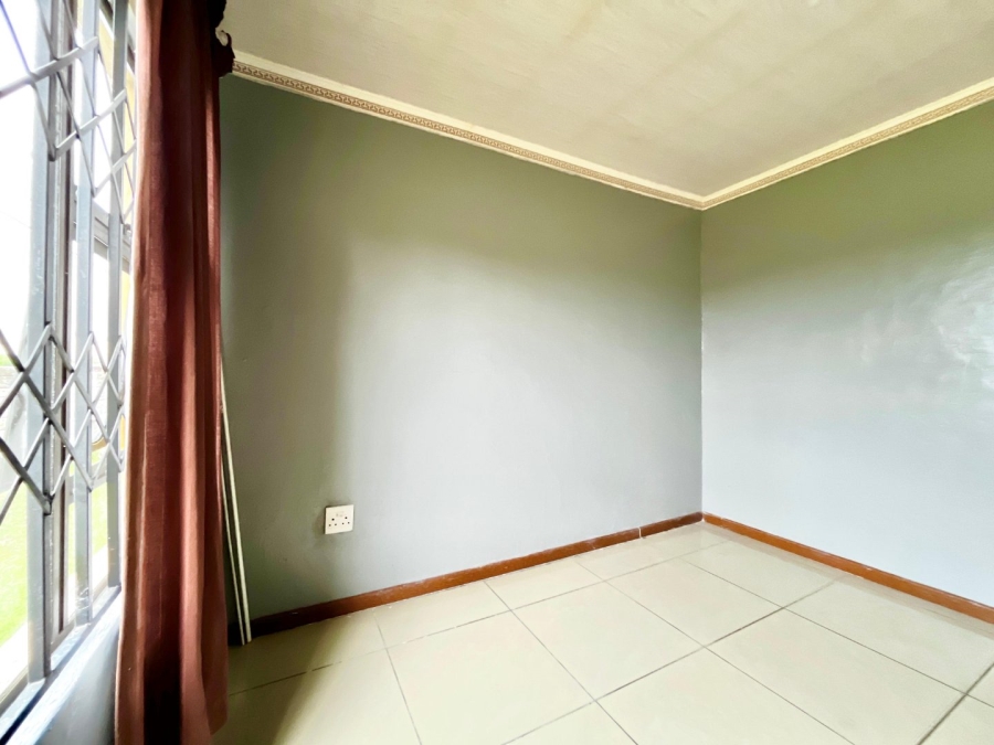 3 Bedroom Property for Sale in Pioneer Park KwaZulu-Natal
