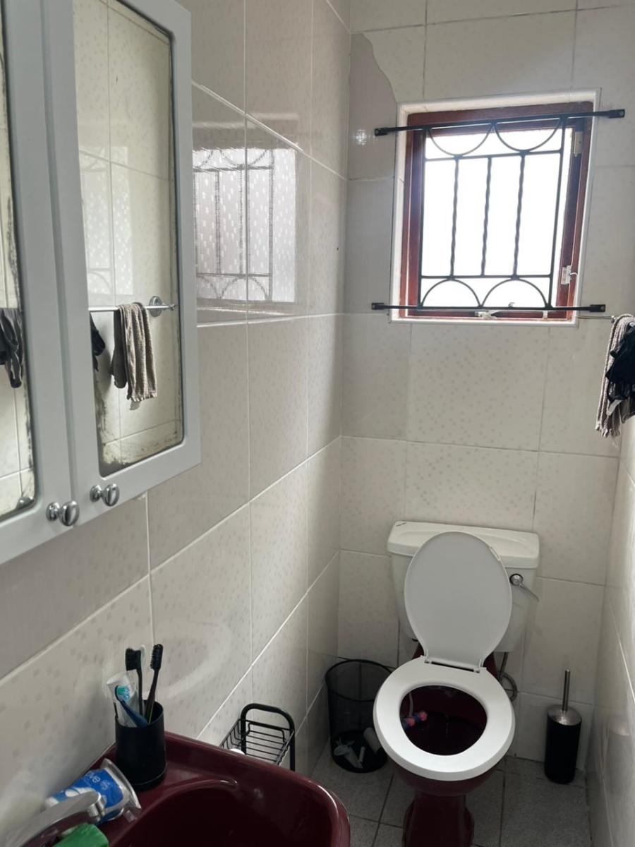To Let 1 Bedroom Property for Rent in Reservoir Hills KwaZulu-Natal