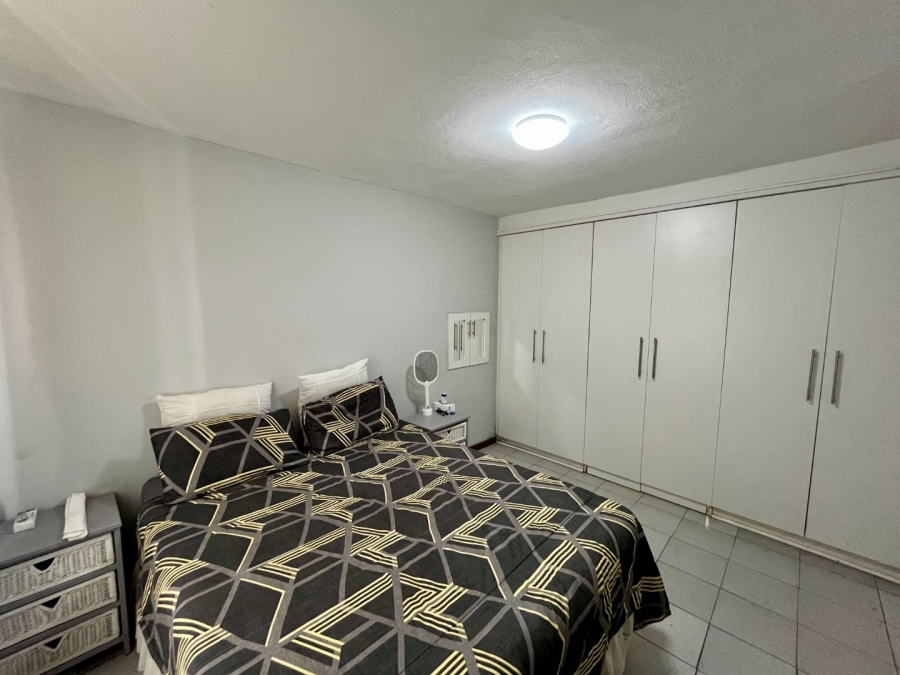 To Let 1 Bedroom Property for Rent in Hillary KwaZulu-Natal