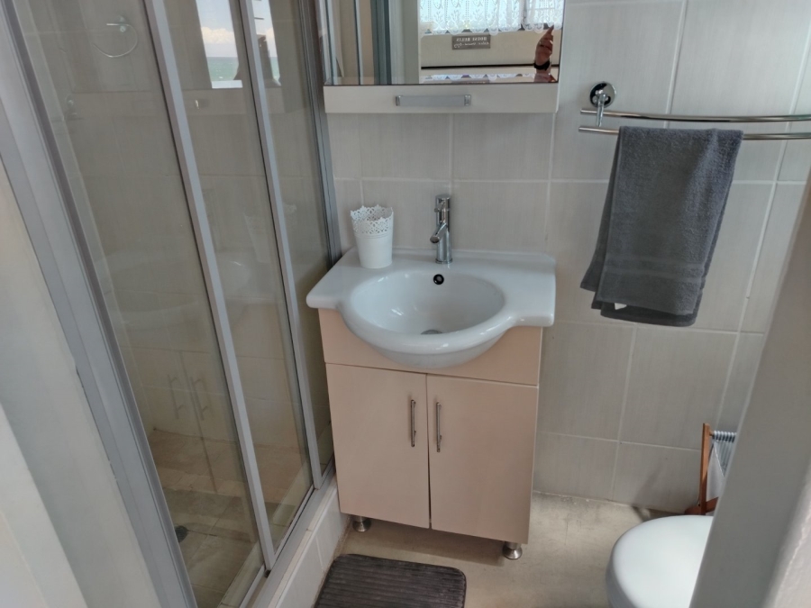 2 Bedroom Property for Sale in St Michaels On Sea KwaZulu-Natal