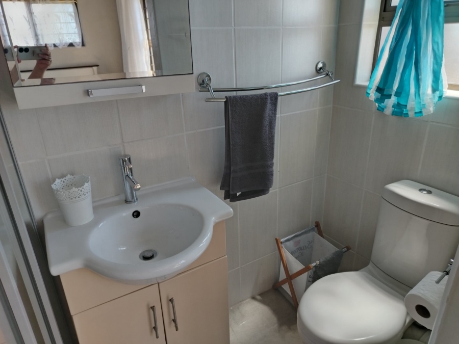 2 Bedroom Property for Sale in St Michaels On Sea KwaZulu-Natal