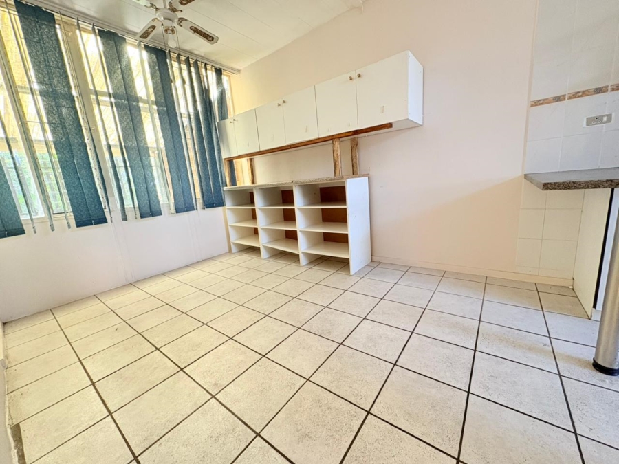 To Let 2 Bedroom Property for Rent in Huttenheights KwaZulu-Natal