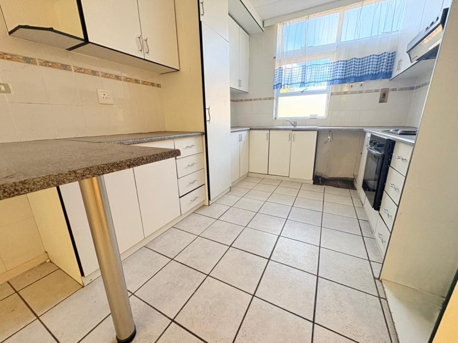 To Let 2 Bedroom Property for Rent in Huttenheights KwaZulu-Natal