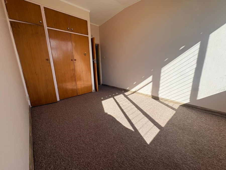 To Let 2 Bedroom Property for Rent in Huttenheights KwaZulu-Natal