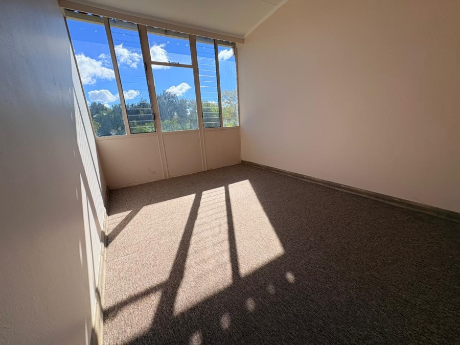 To Let 2 Bedroom Property for Rent in Huttenheights KwaZulu-Natal