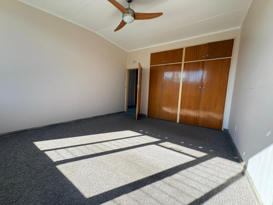 To Let 2 Bedroom Property for Rent in Huttenheights KwaZulu-Natal