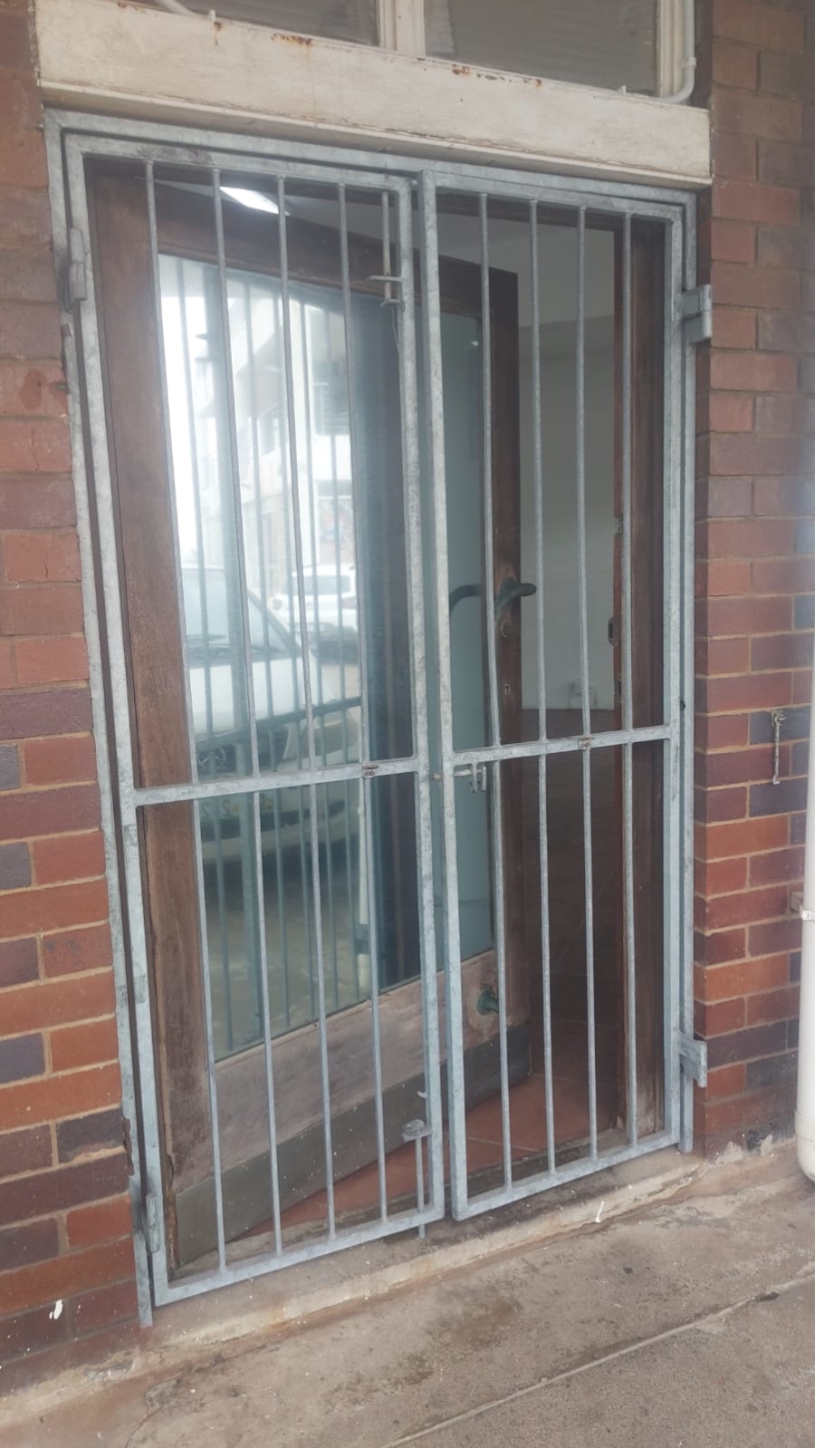 To Let Commercial Property for Rent in Bluff KwaZulu-Natal