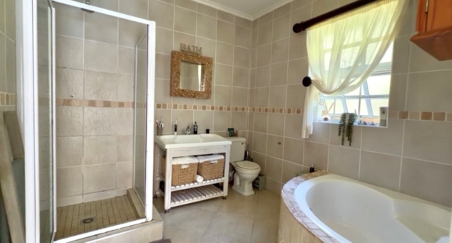 3 Bedroom Property for Sale in Shelly Beach KwaZulu-Natal
