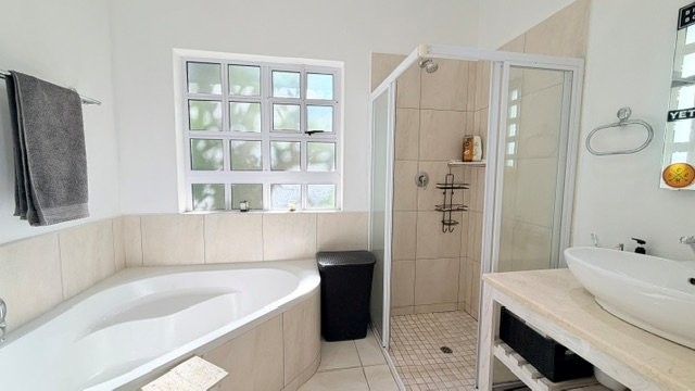 3 Bedroom Property for Sale in Shelly Beach KwaZulu-Natal