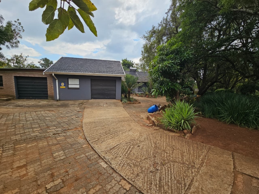 4 Bedroom Property for Sale in Signal Hill KwaZulu-Natal
