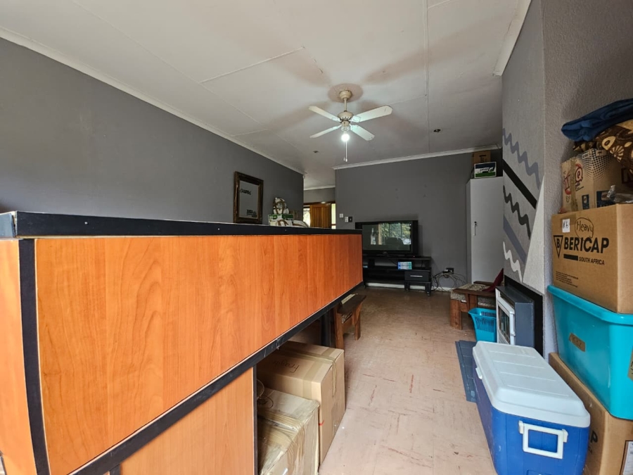 4 Bedroom Property for Sale in Signal Hill KwaZulu-Natal