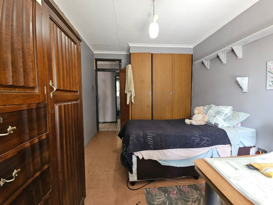 4 Bedroom Property for Sale in Signal Hill KwaZulu-Natal