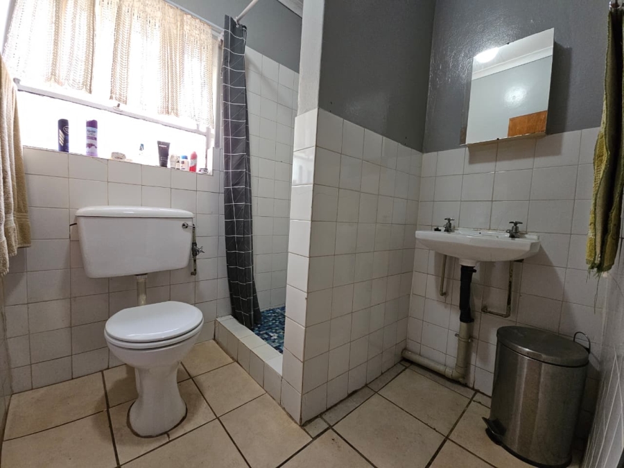 4 Bedroom Property for Sale in Signal Hill KwaZulu-Natal