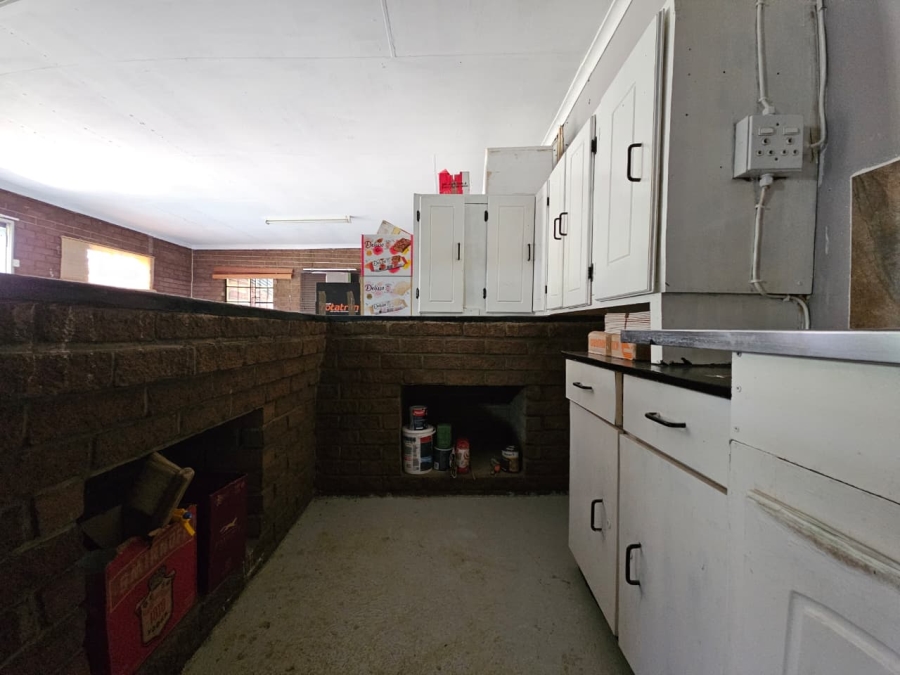 4 Bedroom Property for Sale in Signal Hill KwaZulu-Natal
