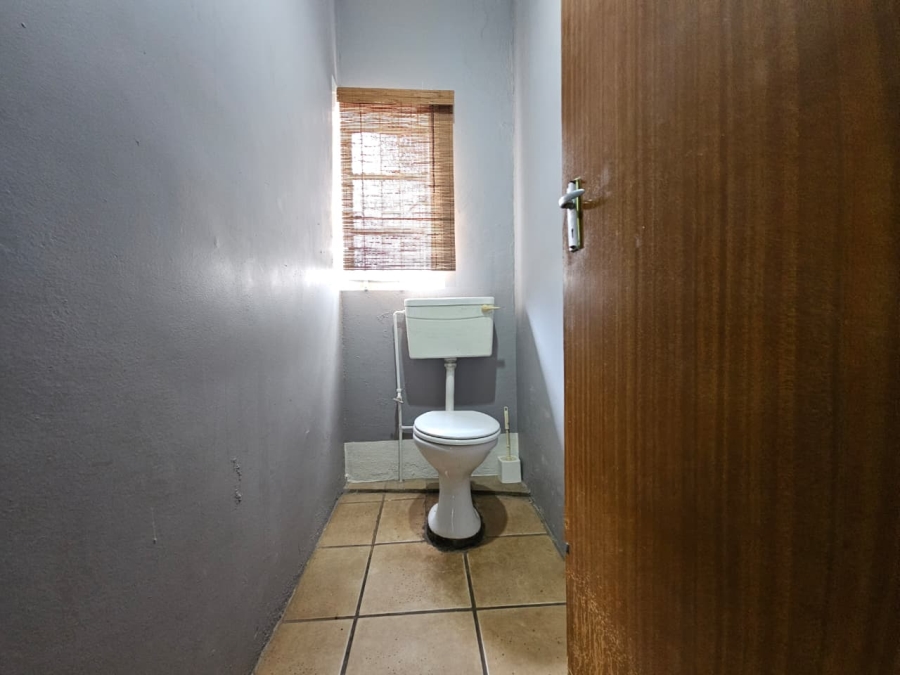 4 Bedroom Property for Sale in Signal Hill KwaZulu-Natal