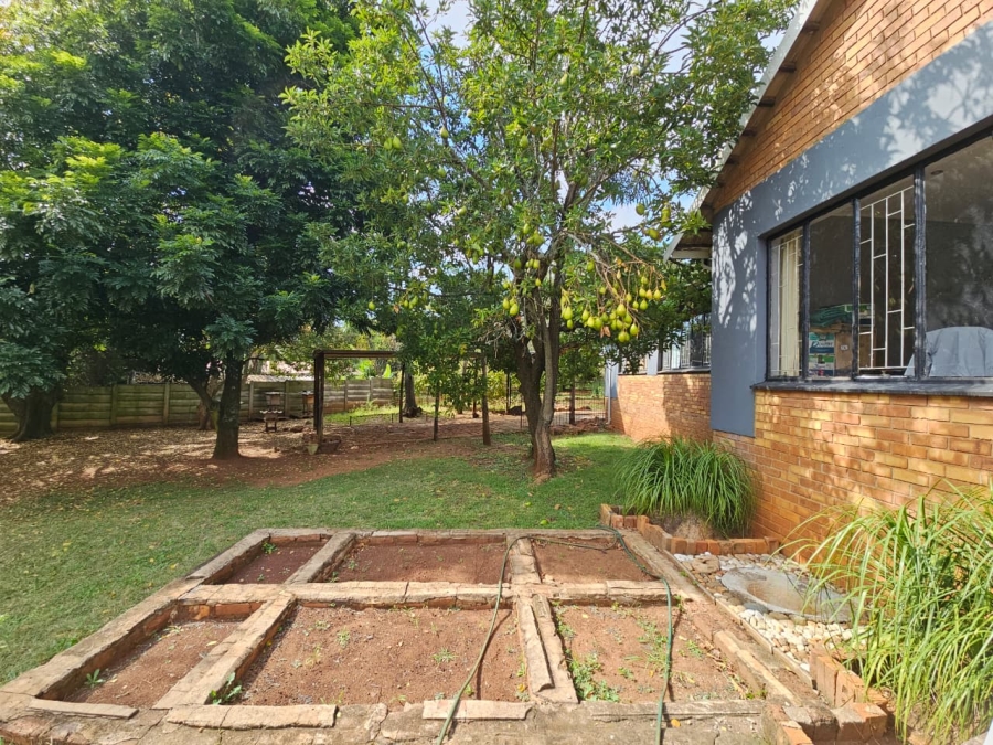 4 Bedroom Property for Sale in Signal Hill KwaZulu-Natal