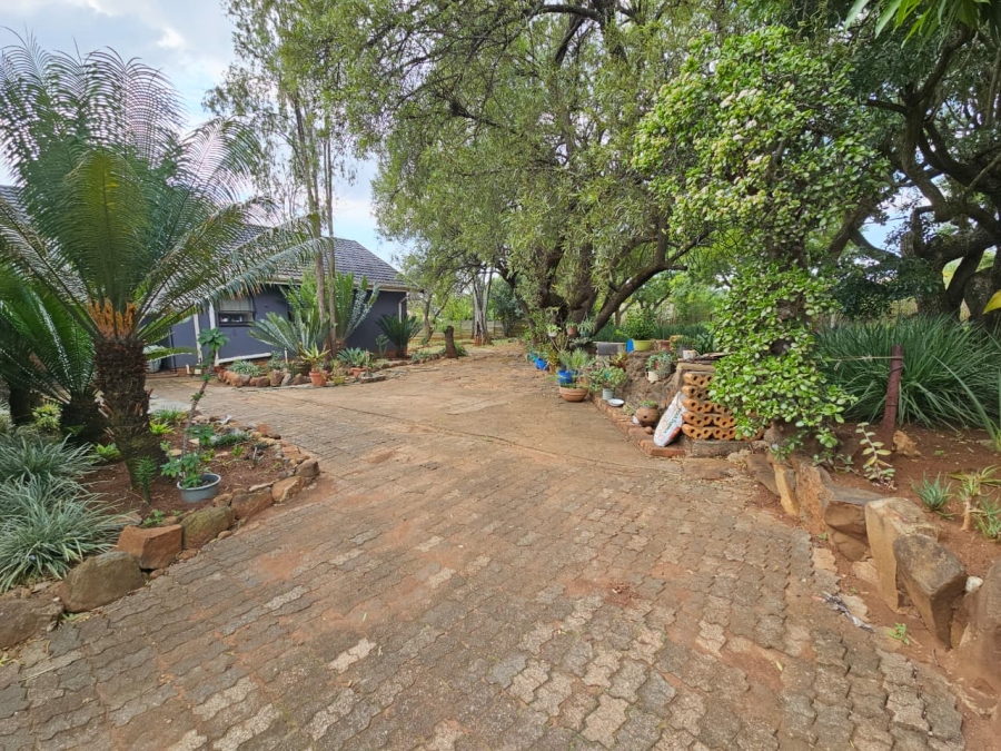 4 Bedroom Property for Sale in Signal Hill KwaZulu-Natal