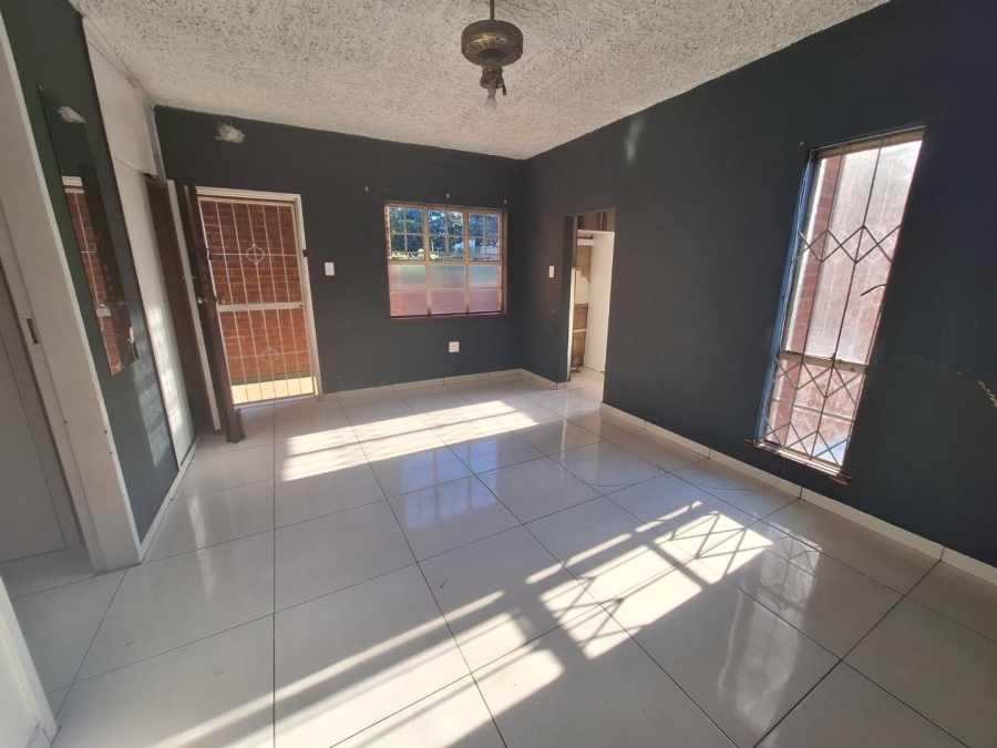 2 Bedroom Property for Sale in Montclair KwaZulu-Natal