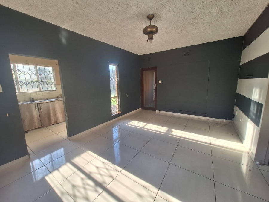 2 Bedroom Property for Sale in Montclair KwaZulu-Natal