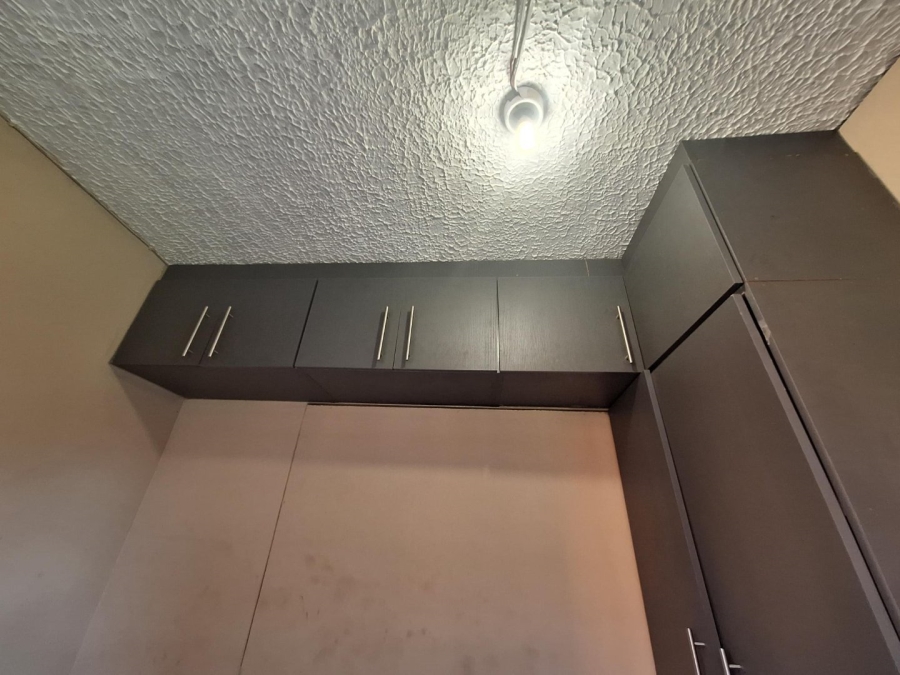 2 Bedroom Property for Sale in Montclair KwaZulu-Natal