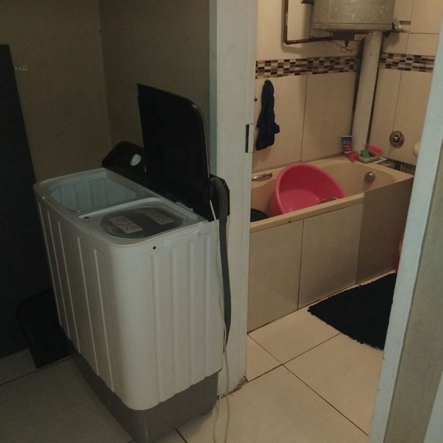 2 Bedroom Property for Sale in Montclair KwaZulu-Natal