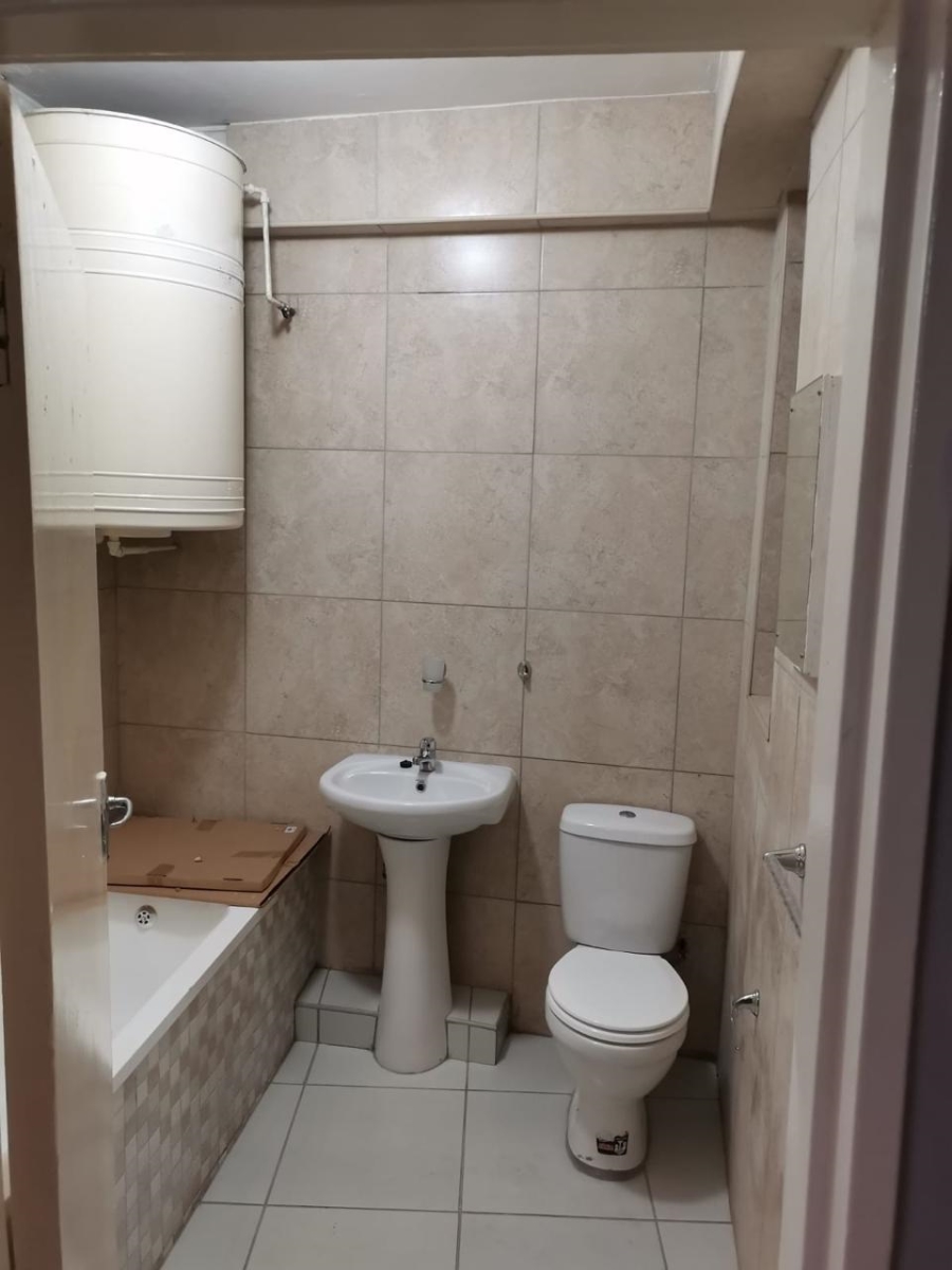 To Let 1 Bedroom Property for Rent in Durban Central KwaZulu-Natal