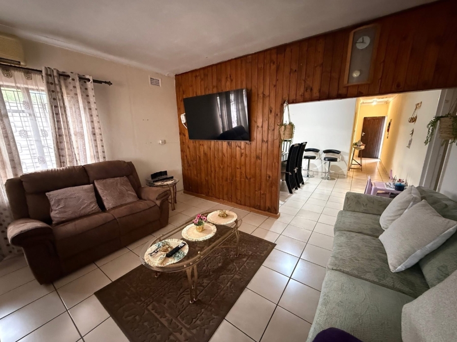  Bedroom Property for Sale in Newholme KwaZulu-Natal
