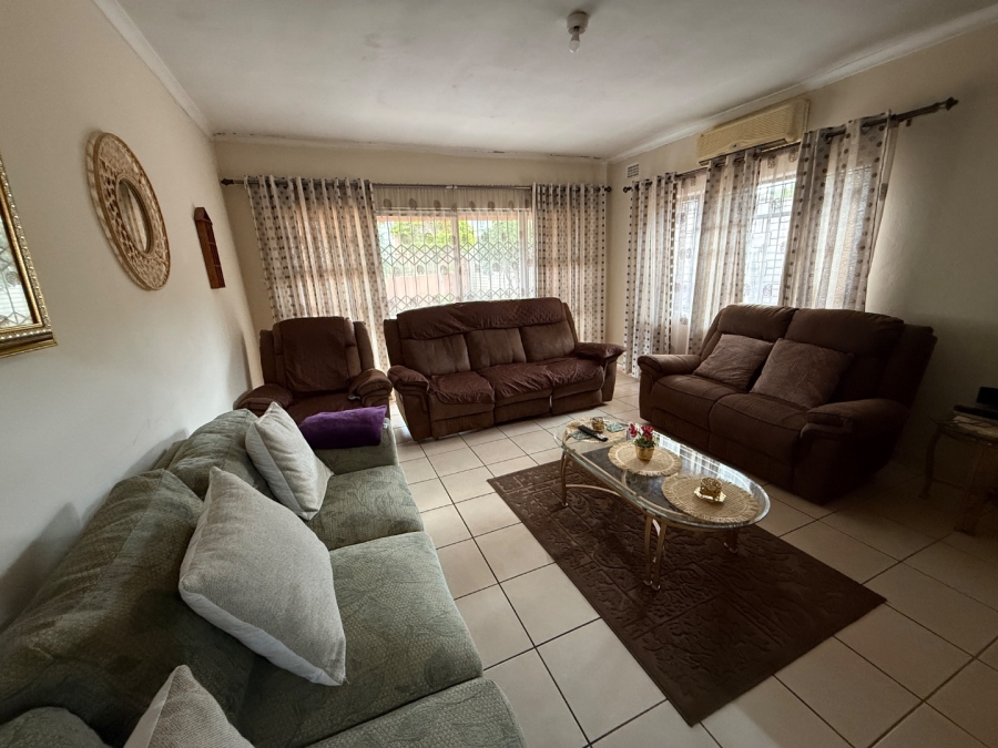  Bedroom Property for Sale in Newholme KwaZulu-Natal